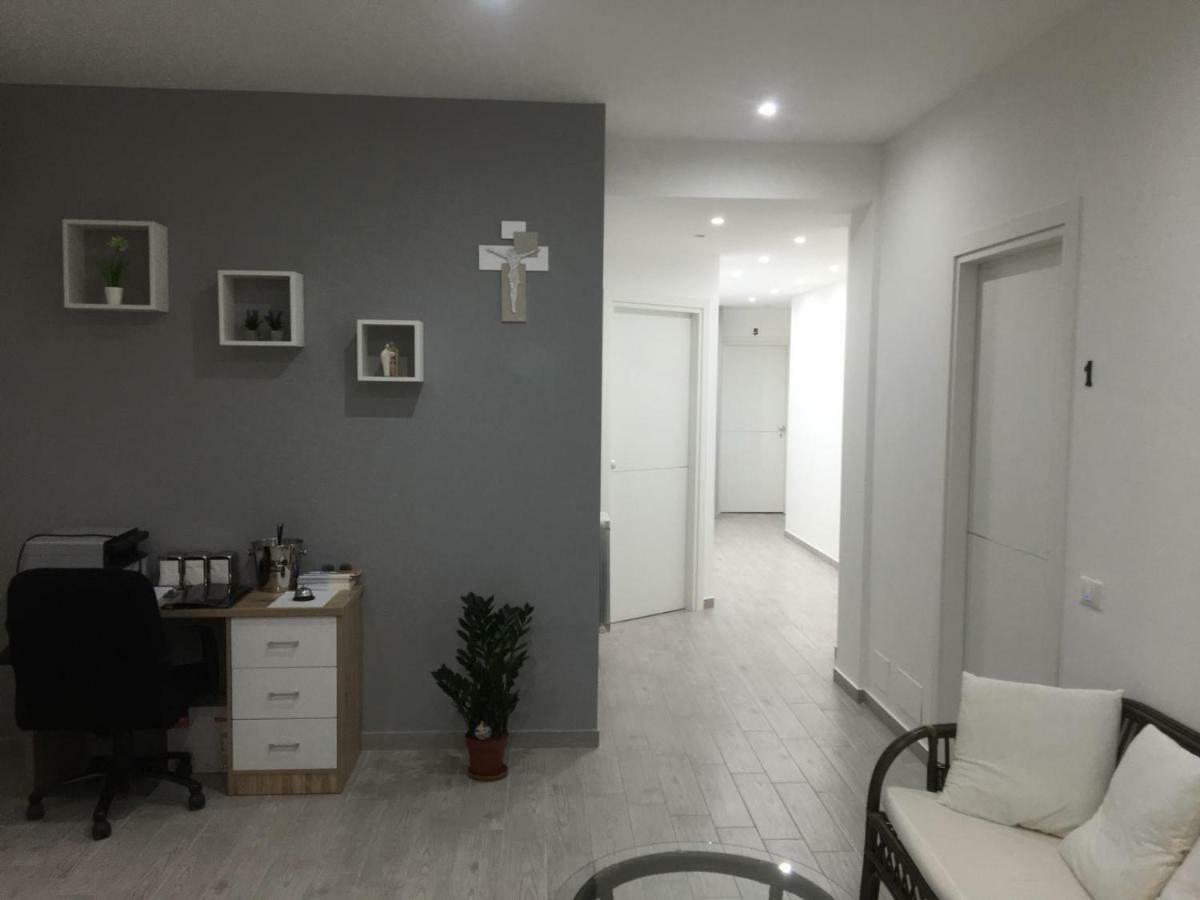 La Ruota B&B Terrasini Eksteriør billede